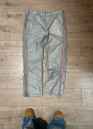 Nike baggy track pants vintage - parachute style y2k (jogging Nike vintage), brand: Nike, condition: Very good, size: L, €29.90, €32.10 includes Buyer Protection