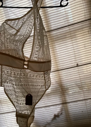 Body neuf jamais mis, brand: Etam, condizioni: Nuovo senza cartellino, taglia: L / IT 44 / EU 40, €5.00, €5.95 include la Protezione acquisti