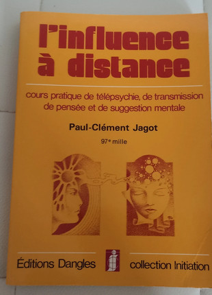 📚 livre L'influence à distance, condizioni: Buone, €5.00, €5.95 include la Protezione acquisti