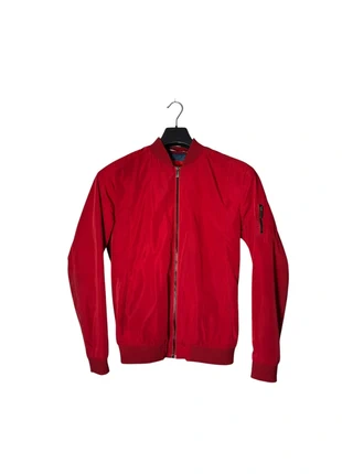 Veste Zara rouge homme, marca: Zara, estado: Muy bueno, tamaño: M, 10,00 €, 11,20 € Protección al comprador incluida