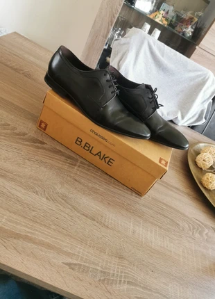 Chaussure classe homme, marque: Chaussea, état: Très bon état, taille: 45, 30,00 €, 32,20 € Protection acheteurs incluse