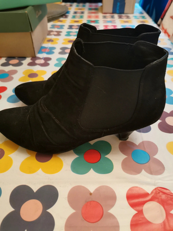 Black suede pixie sales boots