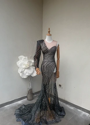 Black See-Through Gown – Elegant & Perfect for Pageants, zustand: Sehr gut, größe: XS / 34 / 6, 120,00 €, 126,70 € inklusive Vinted-Käuferschutz