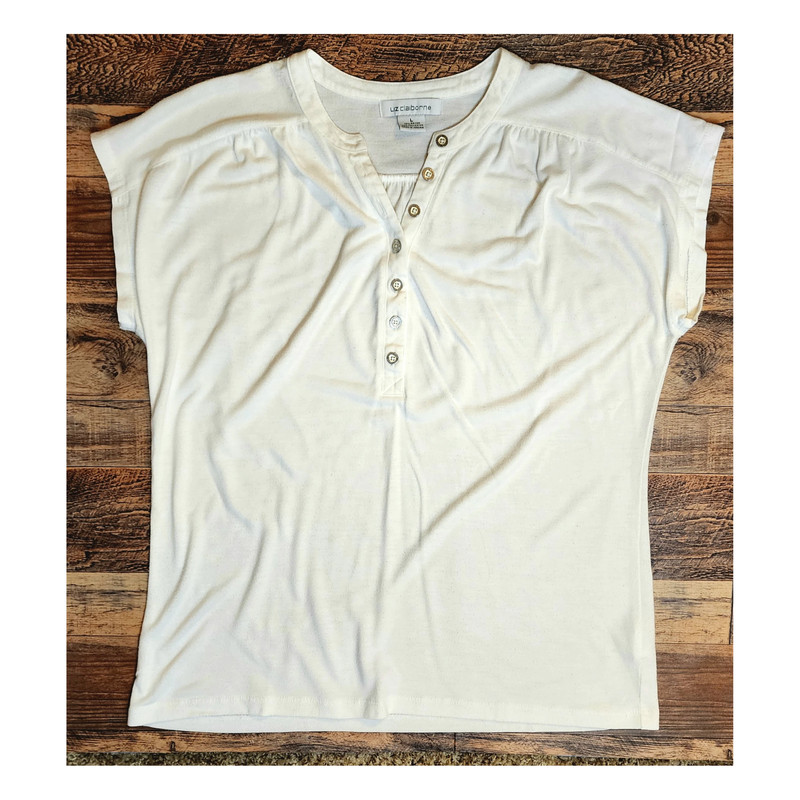 White Casual Shirt with Buttons - L 5