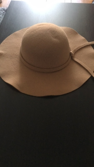 chapeau  3