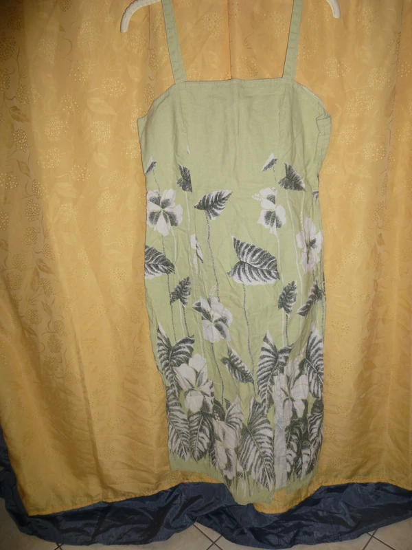 jolie robe longue vert fleur STK 44
