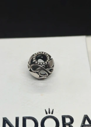 Pandora Authentic Charm, brand: Pandora, condition: Very good, £13.99, £15.39 includes Buyer Protection
