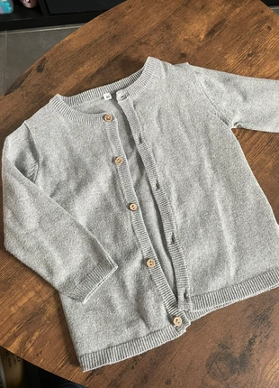 Gilets grijs, marque: Zeeman, état: Très bon état, taille: 12-18 mois / 80 cm, 1,00 €, 1,75 € Protection acheteurs incluse