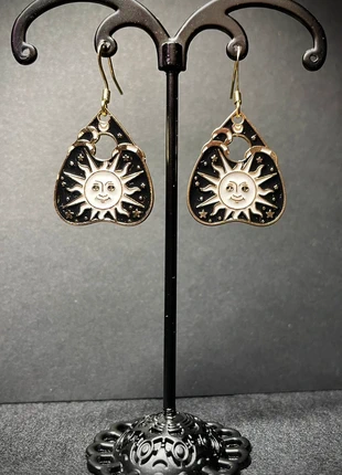 🖤🌞Celestial Suns, brand: OCCULT, condition: Very good, €6.50, €7.53 includes Buyer Protection Pro