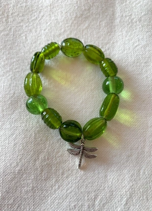 green dragonfly glass bead bracelet, brand: Handmade, condizioni: Nuovo senza cartellino, €16.00, €17.50 include la Protezione acquisti