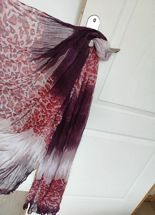 Grand foulard, marque: je ne sais pas, état: Très bon état, 2,00 €, 2,80 € Protection acheteurs incluse