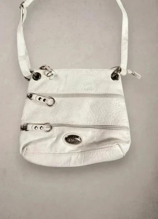 Sac vintage Rosetti Blanc Simili Cuir Style Biker Y2K Anneaux Métal, marque: Vintage Dressing, état: Bon état, 20,00 €, 21,70 € Protection acheteurs incluse