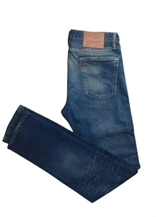 Jean Levi’s 510 Skinny Fit
Taille W31 L34, marke: Levi's, zustand: Sehr gut, größe: W31 | DE 46, 14,00 €, 15,40 € inklusive Vinted-Käuferschutz