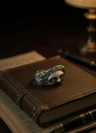 Bague Hypnos argent vieilli style grec ancien – Maison Elyionys taille ajustable, marque: Maison Elyionys, état: Neuf sans étiquette, taille: Ajustable, 20,00 €, 21,70 € Protection acheteurs (Pro) incluse