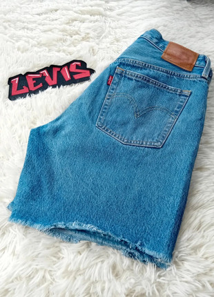 Short levi's 501 premium, marque: Levi's, état: Très bon état, taille: S, 16,00 €, 17,50 € Protection acheteurs (Pro) incluse