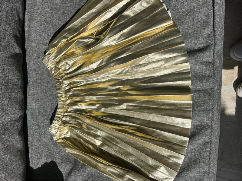 Jupe plissée dorée zara hot sale