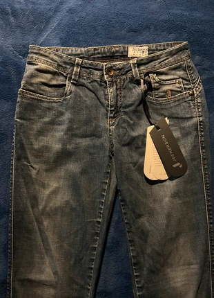 jeans scuri jeckerson nuovi, marca: Jeckerson, estado: Novo com etiquetas, tamanho: XS / 34 / 6, €16.00, €17.50 inclui Proteção do Comprador