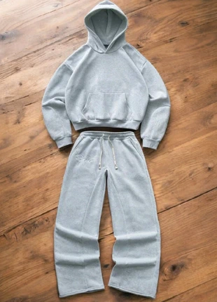 Ensemble Y2K | Gris | Streetwear | Broderie | Unisex, marque: y2k, état: Neuf avec étiquette, taille: M, 48,00 €, 51,10 € Protection acheteurs incluse