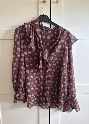 Bluse Schleife Rüschen Vintage-Stil Romantik, brand: Zara, condizioni: Ottime, taglia: L / IT 44 / EU 40, €9.00, €10.15 include la Protezione acquisti