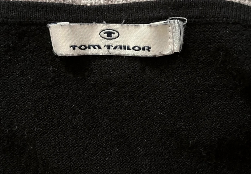 Tom Tailor Strickkleid & ONLY Bluse *Gr.42* Schwarz & Weiß | Vinted | Strickkleider