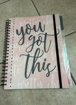 Notitieboek A4 met ringband en 4 tabbladen, condizioni: Nuovo senza cartellino, €3.00, €3.85 include la Protezione acquisti