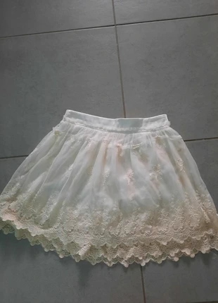 Jupe en tulle et broderies style bohème, marque: BnK, état: Très bon état, taille: L / 40 / 12, 10,00 €, 11,20 € Protection acheteurs incluse