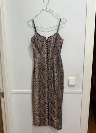 Vestido piel animal print, marque: Bershka, état: Très bon état, taille: XS / 34 / 6, 12,00 €, 13,30 € Protection acheteurs incluse