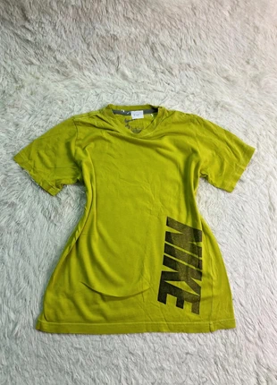 T shirt Nike vintage M 648, brand: Nike, condizioni: Ottime, taglia: M / IT 42 / EU 38, €10.00, €11.20 include la Protezione acquisti