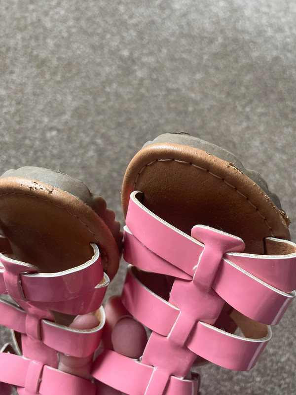 F F girls sandals Vinted
