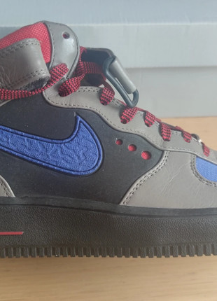 Air force deals mid supreme wp