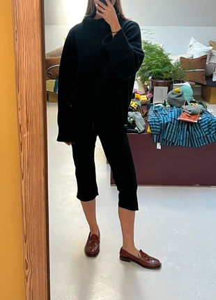 Capri broek Ann Demeulenmeester, merk: Ann Demeulemeester, staat: Heel goed, maat: M / 38 / 10, € 95,00, € 100,45 inclusief Kopersbescherming