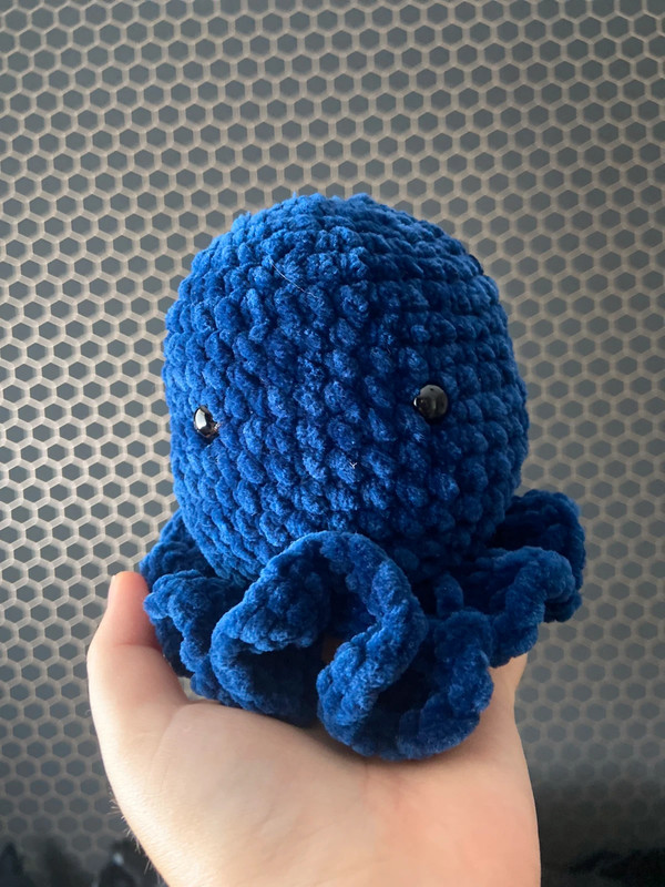 Octopus crochet plushie