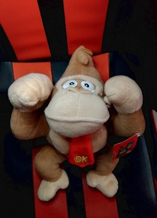 Peluche Donkey kong, marke: Super Mario, zustand: Neu, mit Etikett, größe: Neugeborenes / 44, 7,00 €, 8,05 € inklusive Vinted-Käuferschutz