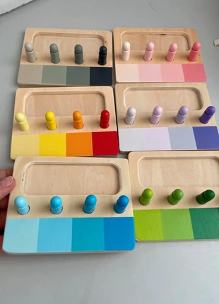 Jeu éducatif de 6 plateaux de couleurs en bois, marca: Montessori, estado: Muito bom, tamanho: 3 anos / 98 cm, €19.00, €20.65 inclui Proteção do Comprador