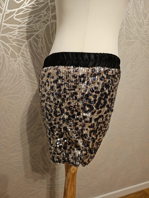 Short en sequin taille unique neuf sans étiquette 3