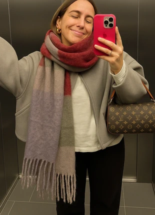 Écharpe oversize douce à grands carreaux pastel et rouge, marque: Primark, état: Très bon état, 8,00 €, 9,10 € Protection acheteurs incluse