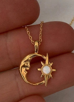 Trendy ketting maan V, brand: Boutiek, condizioni: Nuovo senza cartellino, €6.99, €8.04 include la Protezione acquisti Pro