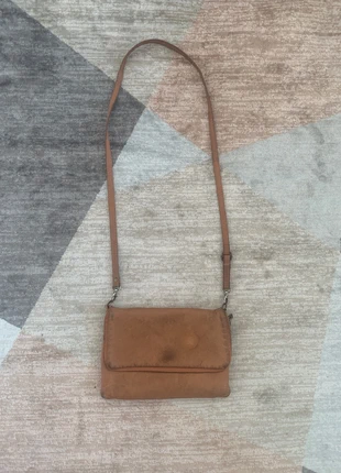 sac à bandoulière marron, marque: The Genuine Leather, état: Bon état, 10,00 €, 11,20 € Protection acheteurs incluse