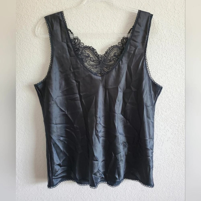 Vintage Escapades satin tank 3