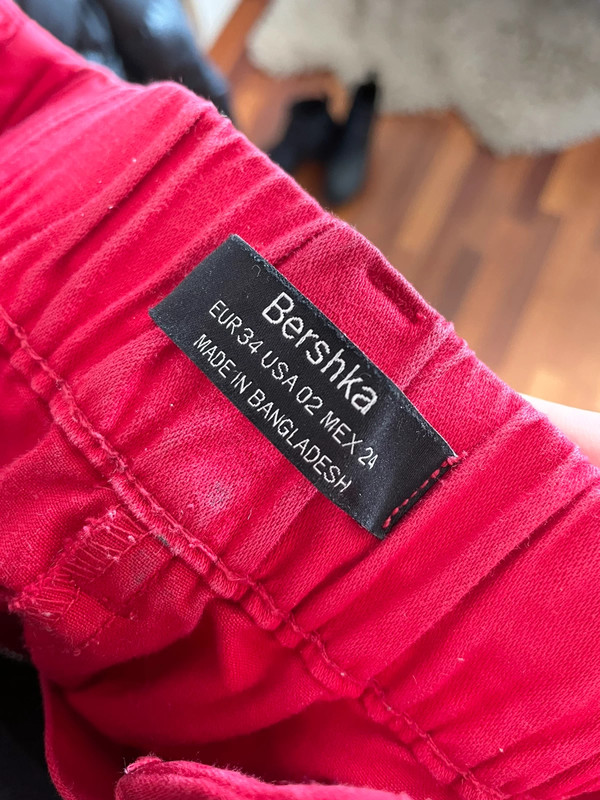 Cargo discount rouge bershka