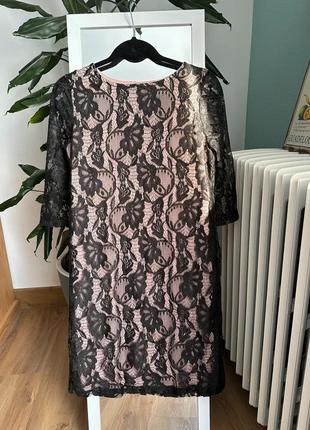 Robe dentelle avec doublure rose en taille 36, marke: Shein, zustand: Sehr gut, größe: S / 36 / 8, 7,00 €, 8,05 € inklusive Vinted-Käuferschutz
