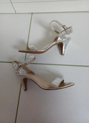 Sandales argentées #Moony mood# 40, marque: Moony Mood, état: Très bon état, taille: 40, 6,00 €, 7,00 € Protection acheteurs incluse