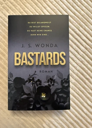 J. S. Wonda – Bastards (Roman), staat: Heel goed, € 9,50, € 10,68 inclusief Kopersbescherming