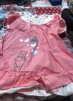 Robe winnie, marca: Disney, estado: Muito bom, tamanho: 9-12 meses / 74 cm, €2.00, €2.80 inclui Proteção do Comprador