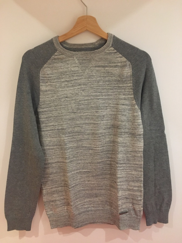 Pull maille gris  1
