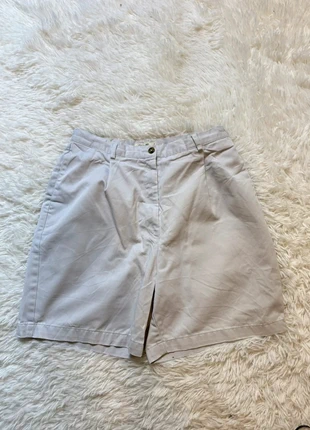 Short chino blanc crème Eddie Bauer taille 38 M femme, merk: Eddie Bauer, staat: Heel goed, maat: M / 38 / 10, € 12,00, € 13,30 inclusief Kopersbescherming Pro