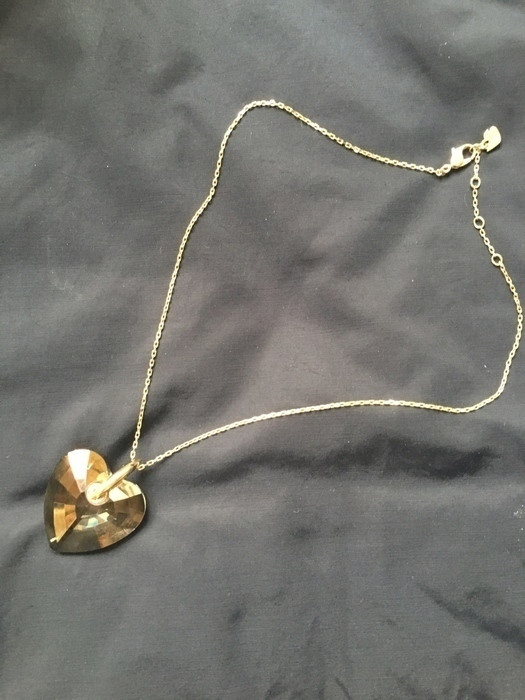 Collier pendentif cœur Swarovski 4