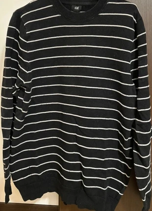 Maglioncino h&m nero a righe bianche, marque: H&M, état: Très bon état, taille: M, 5,00 €, 5,95 € Protection acheteurs incluse
