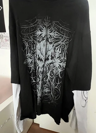 oversized gothic cross long sleeve, brand: Timeseekers, condizioni: Nuovo senza cartellino, taglia: XXL, €45.00, €47.95 include la Protezione acquisti