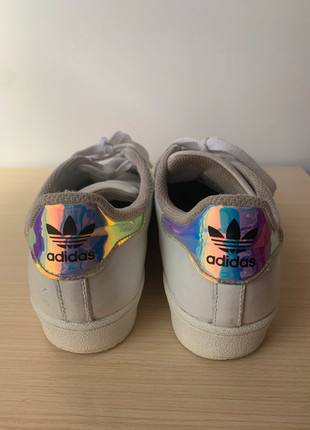 Superstar sales adidas holográfico